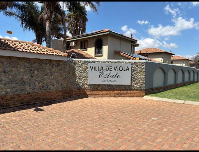 3 BEDROOM PROPERTY TO RENT IN KENLEAF